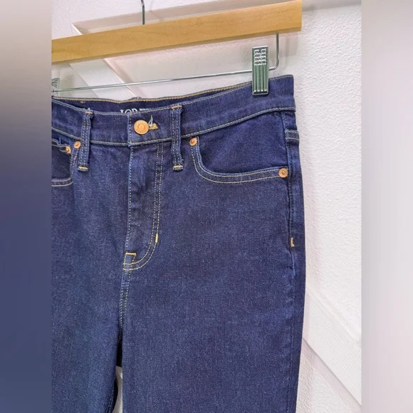 J. Crew Slim Demi Boot Jean In Dark Rinse Wash Size 26 - Picture 3 of 11